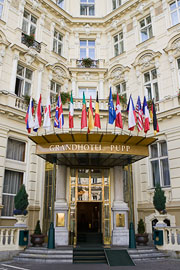 Grandhotel Pupp Entrance